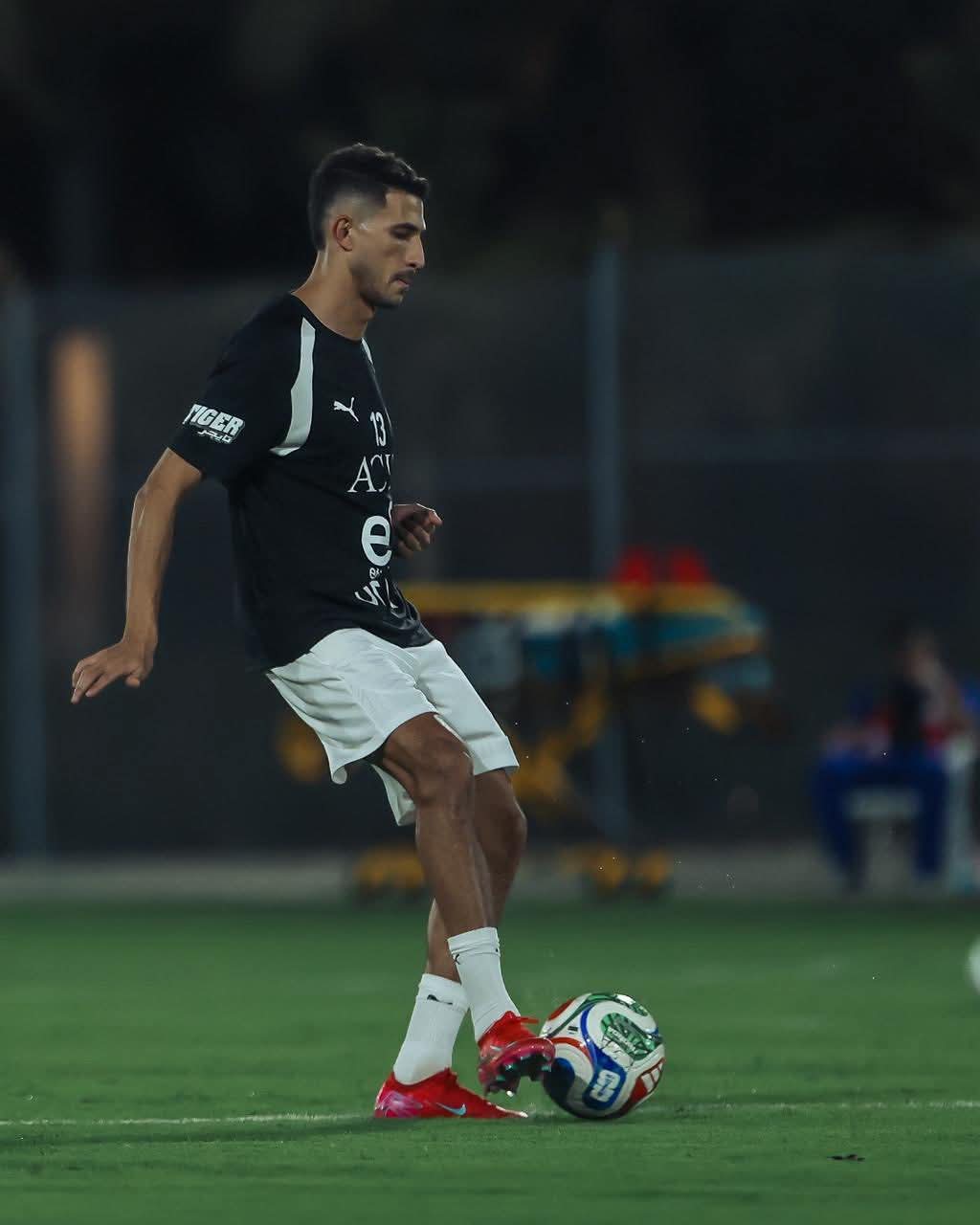 15 صورة توضح كواليس تدريبات منتخب مصر في جدة استعدادًا لمواجهة السعودية 9 15 صورة توضح كواليس تدريبات منتخب مصر في جدة استعدادًا لمواجهة السعودية