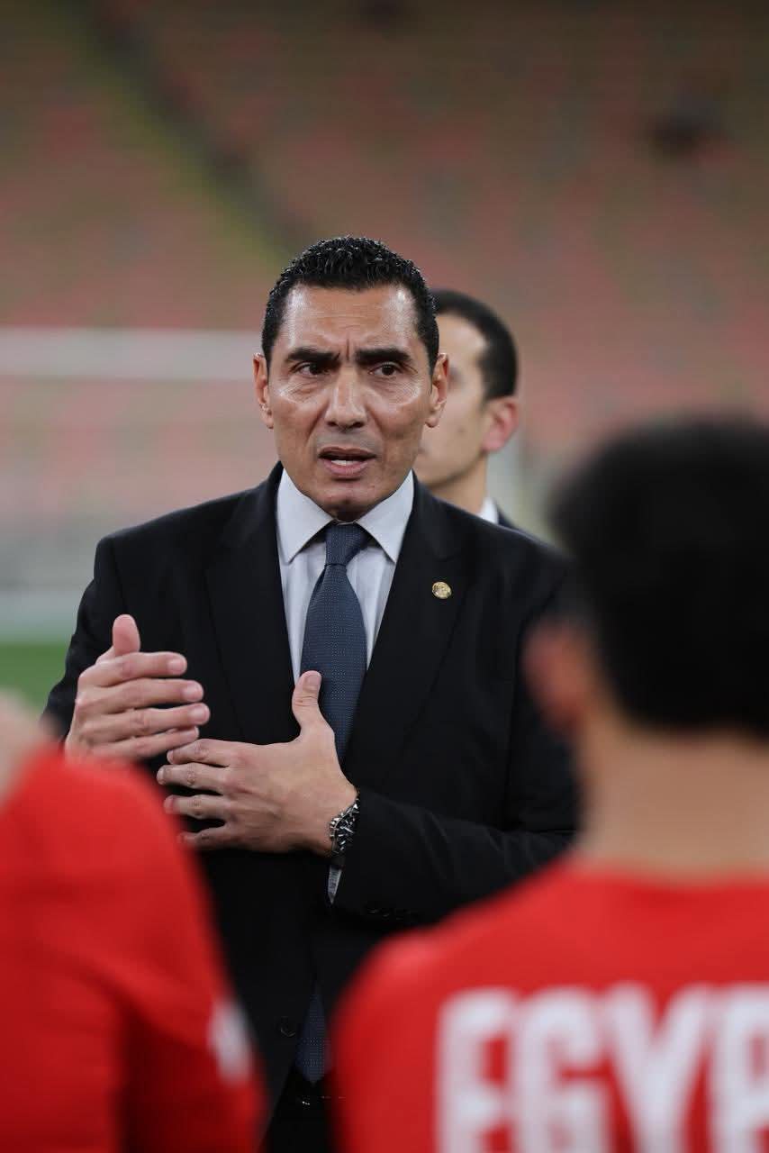 منتخب مصر يختتم تدريباته لمواجهة السعودية.. ووزير الرياضة يجتمع باللاعبين- صورة