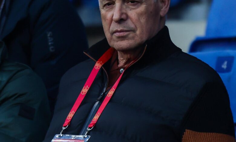 طالب هام من أبو ريدة للجنة الحكام بشأن مباراتي القمة والأهلي أمام بيراميدز في الدوري 1 طالب هام من أبو ريدة للجنة الحكام بشأن مباراتي القمة والأهلي أمام بيراميدز في الدوري