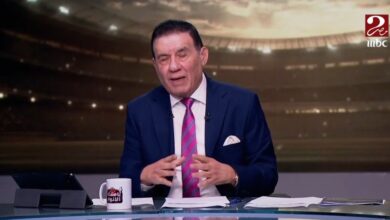 مدحت شلبي يطالب بتدخل وزير الرياضة لضبط عقود لاعبي ومدربي الأهلي: "التفاوت المالي بيعمل شرخ نفسي"- فيديو