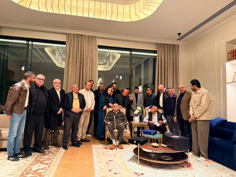 "لمة رمضانية" في منزل ممدوح عباس.. حازم إمام ومجلس الزمالك في قلب الحدث- صورة