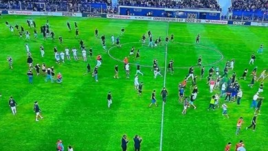 فوضى جماهيرية تؤجل انطلاق مواجهة أولمبيك آسفي واتحاد العاصمة في نصف نهائي الكونفدرالية- صورة