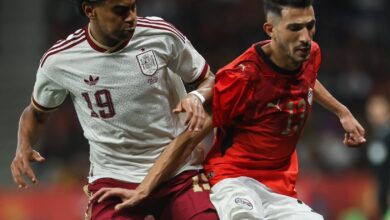 نجم الزمالك السابق يتغنى بفتوح و شوبير بعد تعادل مصر أمام إسبانيا