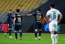 نجم الزمالك يحصد جائزة أفضل لاعب في مباراة المصري- صورة