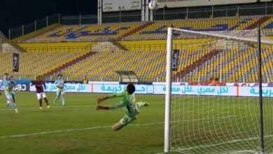 شاهد.. ​بـ "خطأ كارثي".. مصطفى شوبير يتسبب في تأخر الأهلي أمام سيراميكا كليوباترا- فيديو