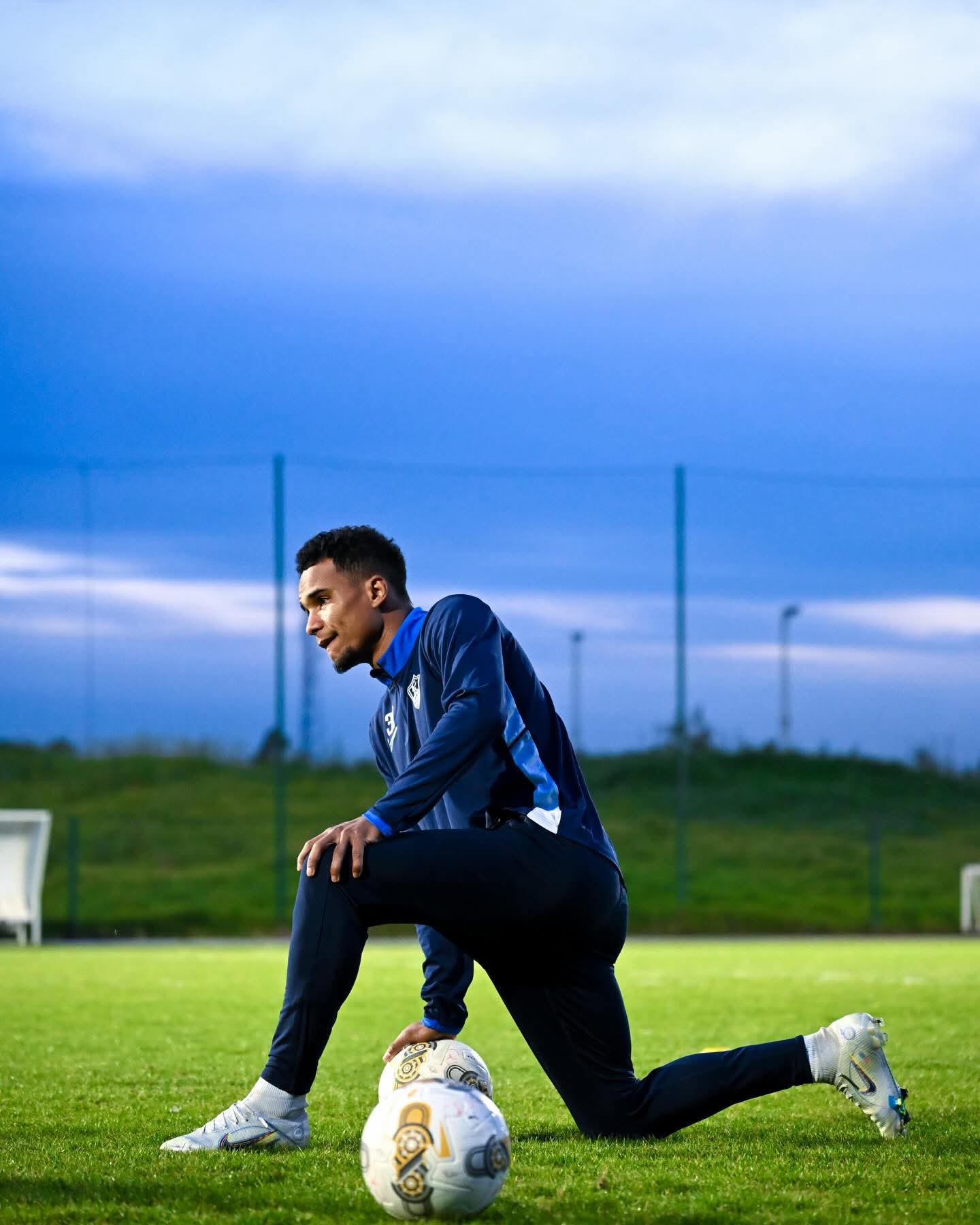 20 صورة توضح كواليس المران الأول للزمالك في الجزائر استعدادا لمواجهة بلوزداد