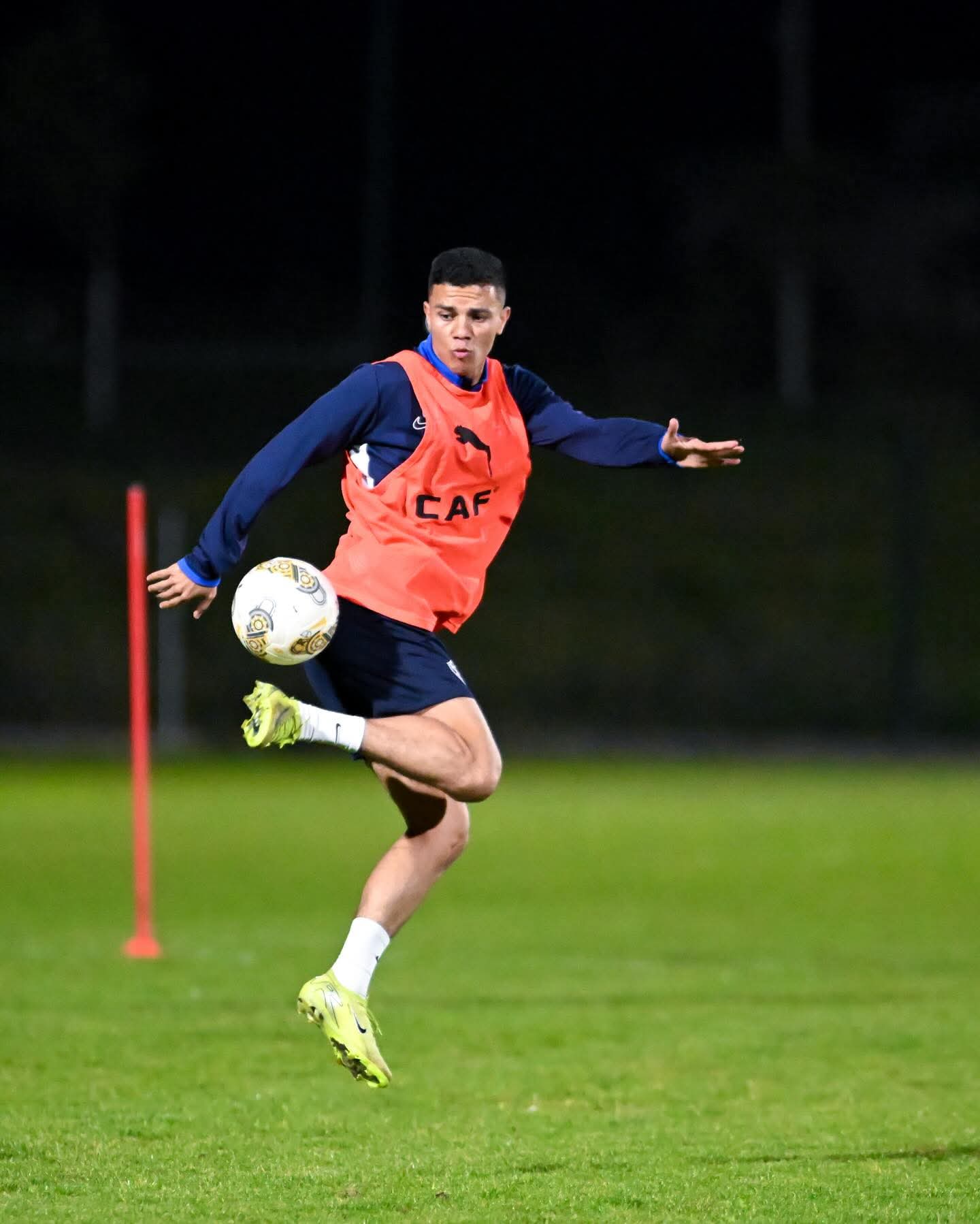 20 صورة توضح كواليس المران الأول للزمالك في الجزائر استعدادا لمواجهة بلوزداد