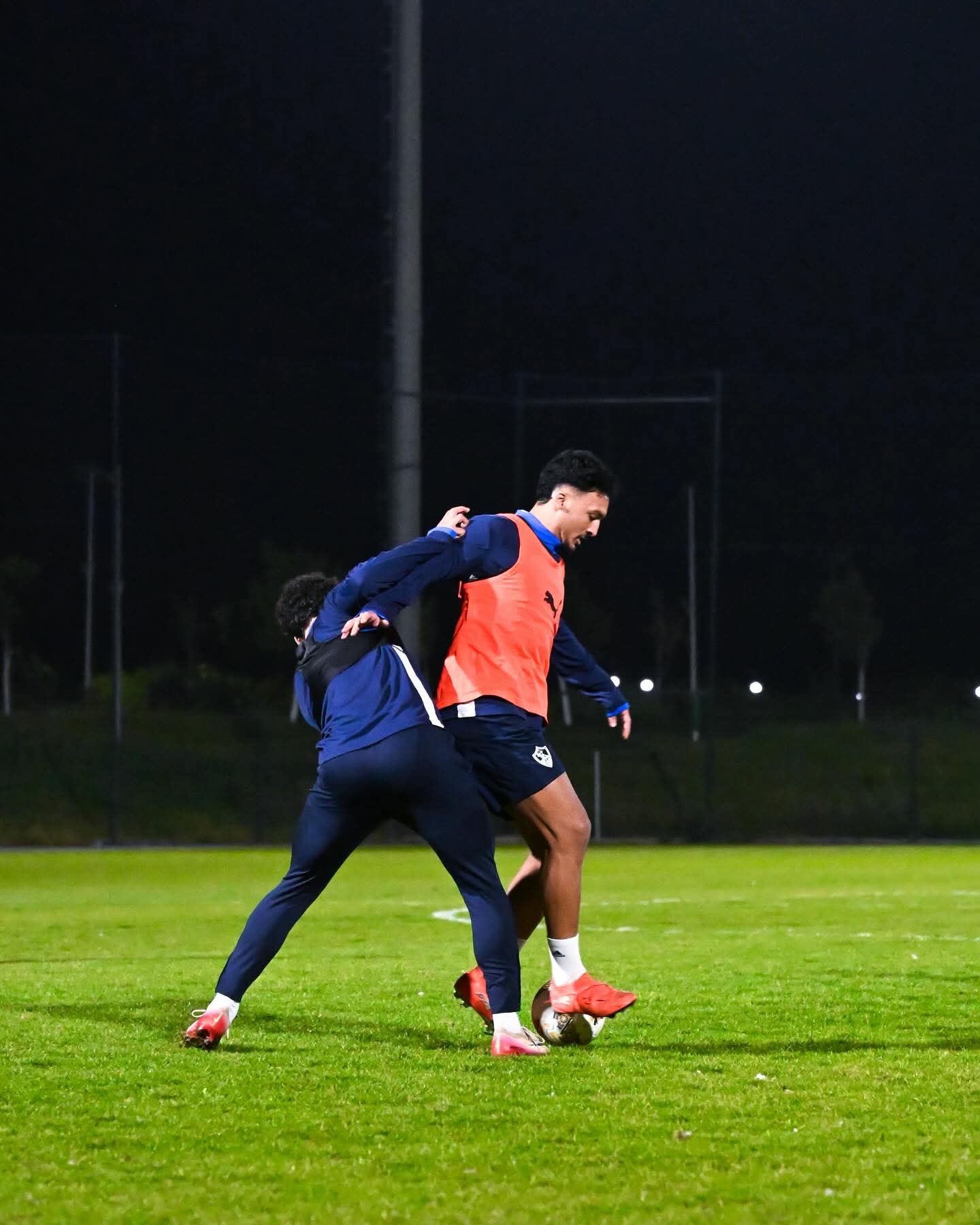 20 صورة توضح كواليس المران الأول للزمالك في الجزائر استعدادا لمواجهة بلوزداد