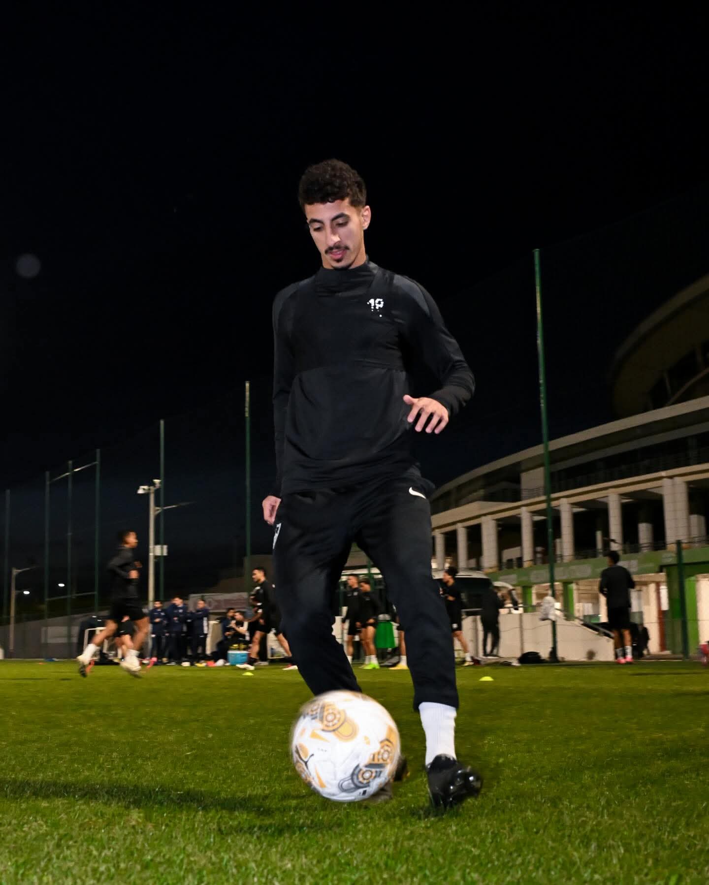 17 صورة ترصد تفاصيل مران الزمالك استعدادا لمواجهة بلوزداد في الكونفدرالية 11 17 صورة ترصد تفاصيل مران الزمالك استعدادا لمواجهة بلوزداد في الكونفدرالية