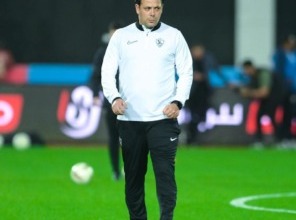 مدرب الزمالك الأجنبي السابق يشيد بإبراهيم صلاح ويؤكد له مستقبل باهر في التدريب