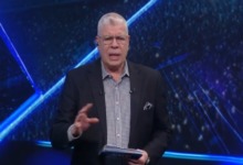 شوبير يوضح لماذا استُبعد أمين عمر من إدارة مباراة الأهلي وسيراميكا في اللحظات الأخيرة