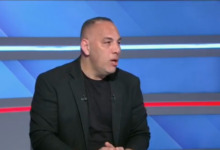 أحمد بلال يُفجرها: يجب رحيل ثلاثي الأهلي فورًا!