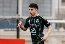 كم يحصل الأهلي من صفقة انتقال بلال عطية إلى ريال راسينج الإسباني؟