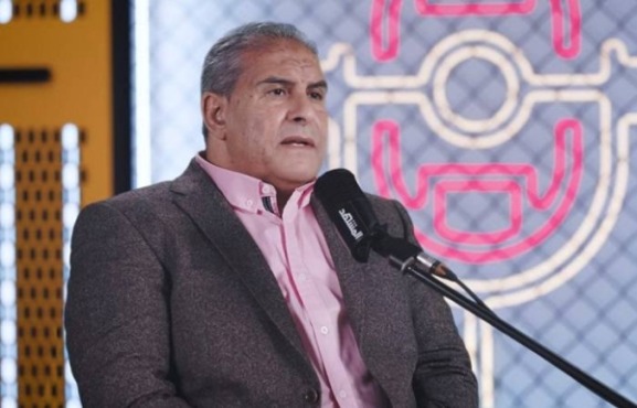 طاهر أبو زيد يفجرها: أنا من أطحت بمجالس الزمالك والأهلي.. ومحمود طاهر أفضل  من الخطيب