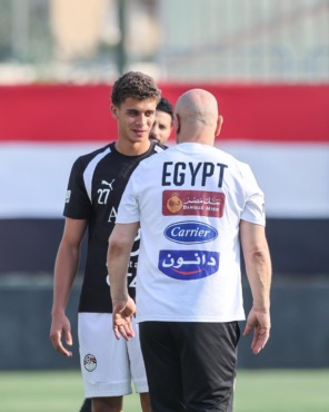 مرموش وحمزة ينضمان لمنتخب مصر قبل المعركة الكبيرة
