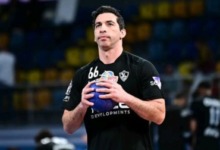 رسالة قوية من أسطورة اليد.. أحمد الأحمر يحفز لاعبي الزمالك لاستعادة درع الدوري- صورة