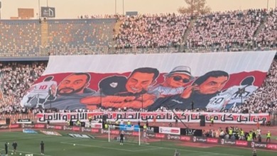 ظهور مفاجئ ومؤثر.. نجم الزمالك السابق يظهر في ستاد القاهرة لدعم الفريق أمام سيراميكا