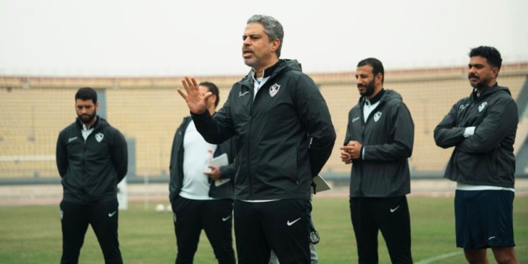 معتمد جمال يضع اللمسات الأخيرة قبل لقاء سيراميكا الحاسم في الدوري 1 معتمد جمال يضع اللمسات الأخيرة قبل لقاء سيراميكا الحاسم في الدوري