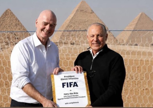 "خطاب تاريخي من الفيفا".. جياني إنفانتينو يشيد بجهود الزمالك بعد التتويج بلقب الدوري! 1 "خطاب تاريخي من الفيفا".. جياني إنفانتينو يشيد بجهود الزمالك بعد التتويج بلقب الدوري!