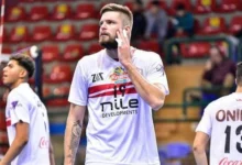 أزمة مفاجئة في طائرة الزمالك.. غرامة على المحترف الروسي وإخطار الاتحادات رسميًا