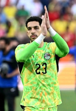 مدرب حراس الزمالك السابق يشيد بنضج مصطفى شوبير ويوجه رسالة للشناوي 1 مدرب حراس الزمالك السابق يشيد بنضج مصطفى شوبير ويوجه رسالة للشناوي