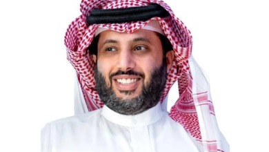 خرج عن صمته .. المستشار تركي آل الشيخ يكذب فرج عامر بسبب رواية محمود الخطيب - صورة
