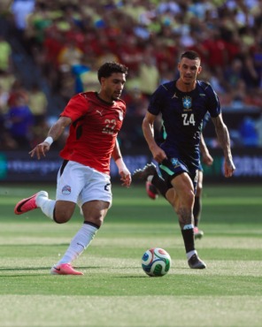 البروفة الأخيرة.. منتخب مصر يخسر أمام البرازيل ودياً استعدادا لكأس العالم 1 البروفة الأخيرة.. منتخب مصر يخسر أمام البرازيل ودياً استعدادا لكأس العالم