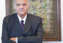 ممدوح عباس يكسر الصمت ويطلق مناشدة إنسانية عاجلة لإنقاذ نجل ميدو - صورة