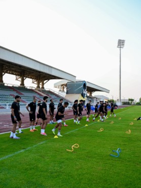 «من ميت عقبة إلى الدوري الإماراتي؟».. كواليس مفاوضات حتا مع مهاجم الزمالك 1 «من ميت عقبة إلى الدوري الإماراتي؟».. كواليس مفاوضات حتا مع مهاجم الزمالك