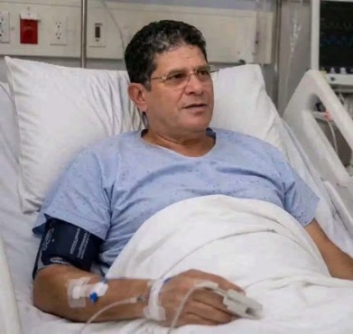 الوفاء في أبهى صوره.. كيف عبّرت جماهير الزمالك عن دعمها لأيمن الرمادي في محنته الصحية؟- صورة 1 الوفاء في أبهى صوره.. كيف عبّرت جماهير الزمالك عن دعمها لأيمن الرمادي في محنته الصحية؟- صورة