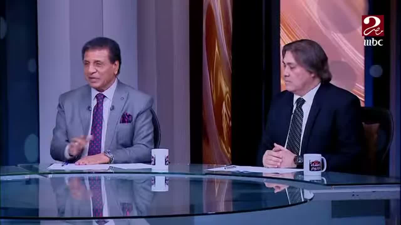 استوديو برنامج يا مساء الأنوار أثناء الحديث عن قمة الأهلي والزمالك