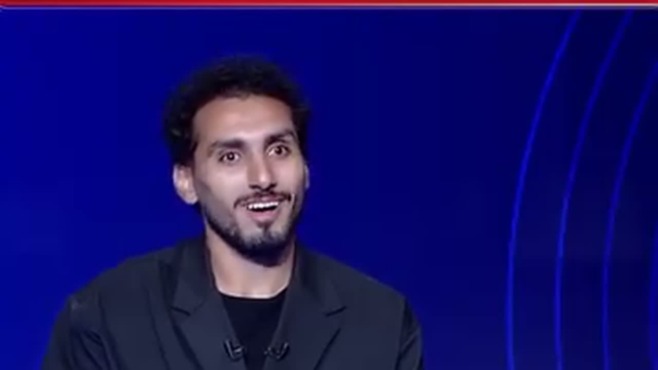 «محدش بياخد فرصة حد».. أحمد حمدي يحسم جدل ظلمه في الأهلي بسبب عبد الله السعيد 1 أحمد حمدي يحسم جدل ظلم الأهلي بسبب عبد الله السعيد: لعبنا معاً ولا أحد يمنع فرصة الآخر