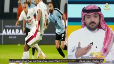 الدكتور بندر الخليل إلى جوار رسم يوضح عناصر قوة الزمالك
