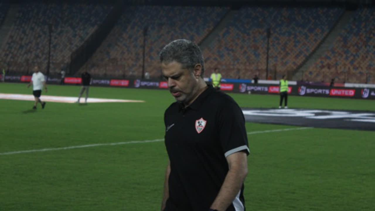 معتمد جمال بقميص الزمالك في صورة أرشيفية بأحد الملاعب