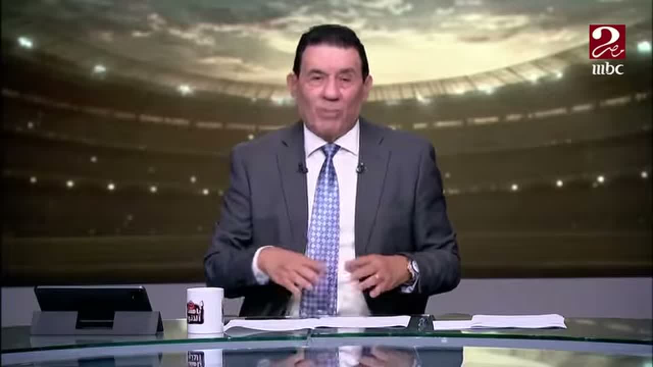 مدحت شلبي داخل استوديو يا مساء الأنوار على إم بي سي مصر 2 أثناء التعليق على كرة اليد