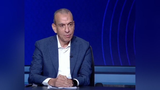 لقطة من استوديو تلفزيوني مرفقة بتصريحات ماهر غريب بشأن اعتذار بيزيرا